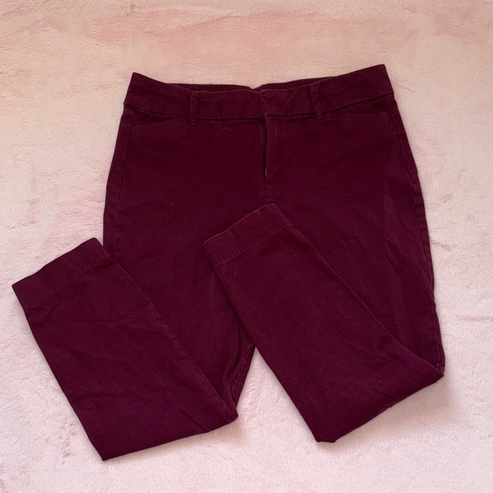 Old Navy Pixie Pants ** Bundle 5+ items and name your offer!!! 💖💞